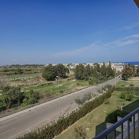 Itinera Aparthotel